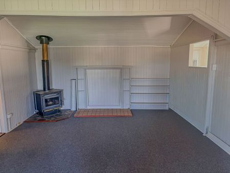 Lowset Freshly Renovated Family Home - Photo 3