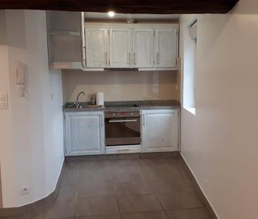 Location Appartement 1 pièce 40m² - Photo 3