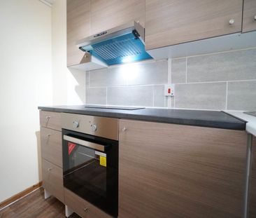 Apartment, 370 High Street - Photo 6