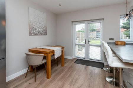 3 bedroom semi-detached house to rent - Photo 5