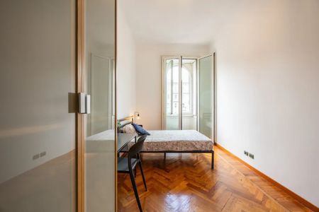 Piazza Argentina, Milan, Lombardy 20131 - Photo 2