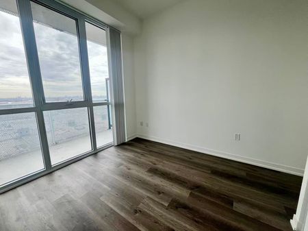 For Lease - 8 Interchange Way Unit# 2707, Vaughan, Ontario - Photo 5