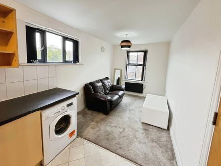 1 bedroom apartment to rent - Photo 2