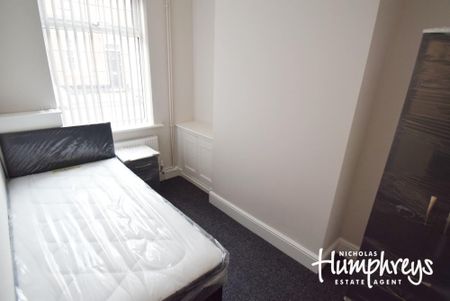 3 bedroom house share to rent - Photo 4