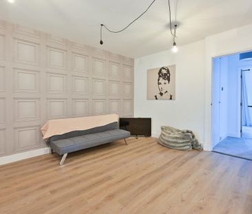 2 bedroom property to rent - Photo 1