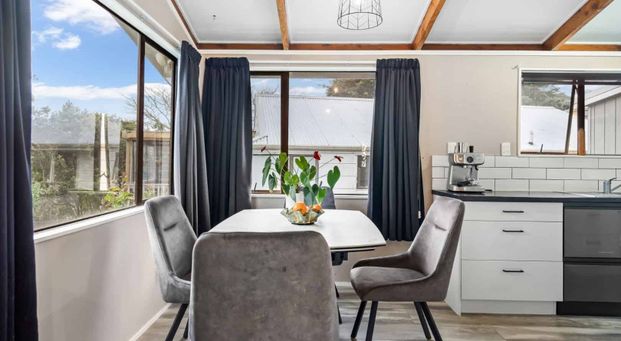 79 Eden Terrace - Photo 1