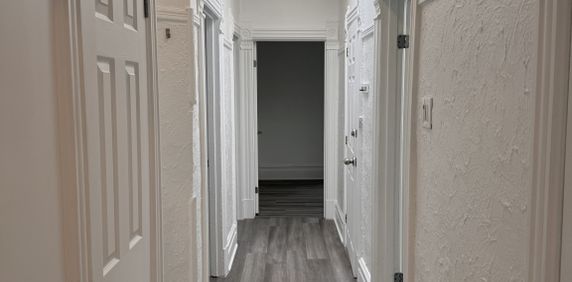 5 1/2 Canal Lachine - 3e étage- Rénové - Photo 2