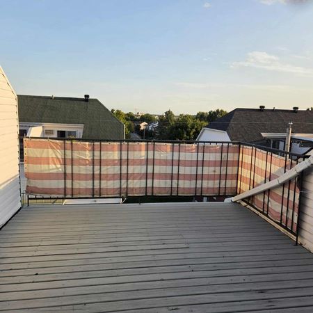 Super condo avec mezzanine, terrasse sur le toit, air climatisée, foyer au bois, abris tempo payé l'hiver - 1 espace de stationnement - Photo 3