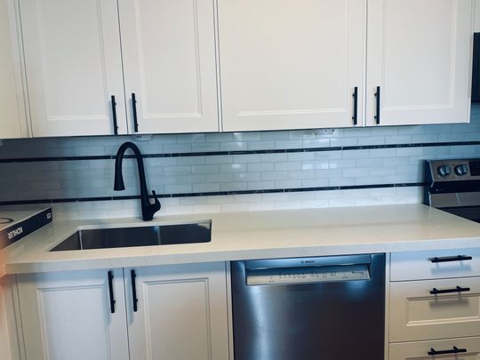 For Lease - 1320 Mississauga Valley Boulevard Unit# 812, Mississauga, Ontario - Photo 1