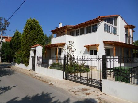 Μονοκατοικία για ενοικίαση Ζηρίνειο (Κηφισιά) - Φωτογραφία 2