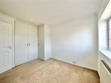 3 bedroom terraced house to rent - Photo 4