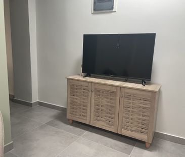 (Προς Ενοικίαση), Studio/Γκαρσονιέρα, Κέντρο, Λάρισα, 27,40 τ.μ., €330 - Photo 4