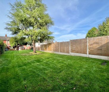 3 bedroom semi-detached house to rent - Photo 4