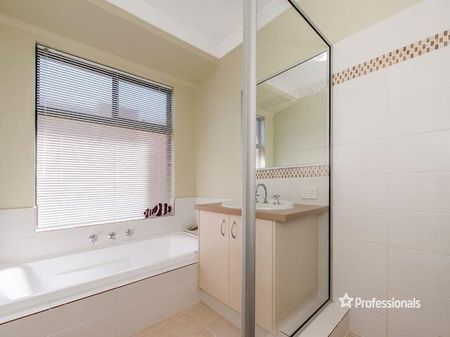 3/5 Kea Court, Ellenbrook WA 6069 - Photo 4