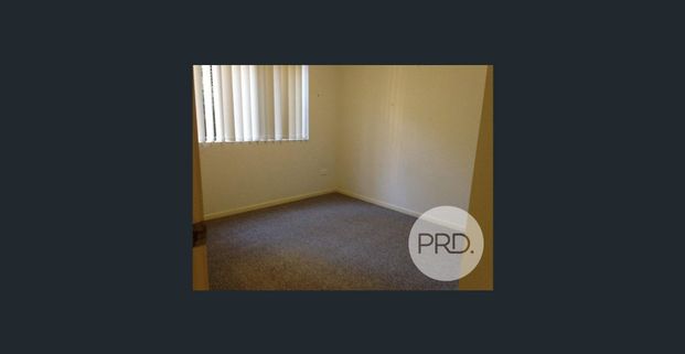 Ground floor 2 Bedroom Unit with Courtyard !! - Photo 1