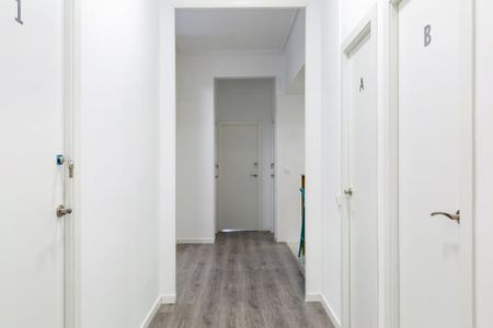 Double room in Eixample - Photo 2
