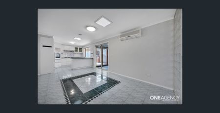 Comfort, Convenience & Style – Your Ideal Family Home Awaits! - Photo 5