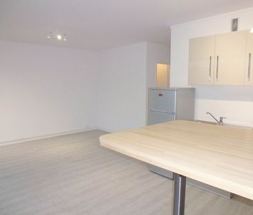 Location Appartement 1 pièce 28m² CHAMALIERES 63400 - Photo 3