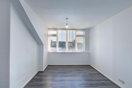 Strathmore Avenue, Leeds - Photo 3