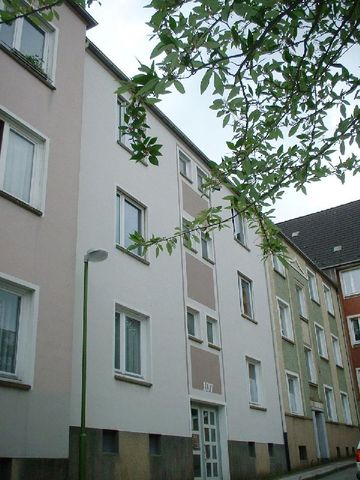 *** Wir modernisieren eine tolle Single-Wohnung mit geräumiger Wohnküche in Holsterhausen für Sie *** - Photo 5