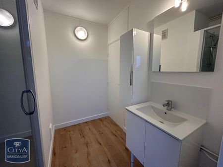 Location Appartement 3 pièces 68m² MARCQ EN BAROEUL 59700 - Photo 3