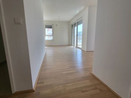 ERSTBEZUG! 2-Zimmer-Wohnung mit Balkon, Top 5 - Photo 4