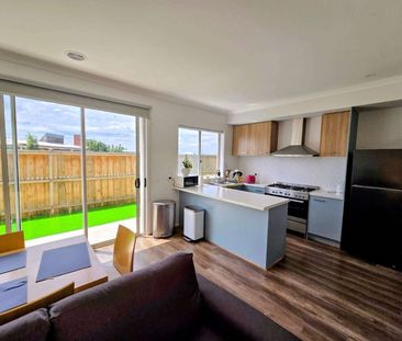 Wyndham Vale - Photo 3