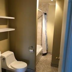 À LOUER – Grand 4 1/2 avec sous-sol, rez-de-chaussée d’un duplex tranquille - Photo 2