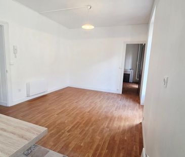 Location Appartement 2 Pièces 51 m² - Photo 1