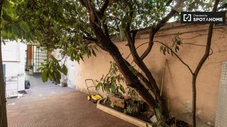 milan, Lombardy 20137 - Photo 3