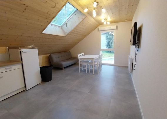 Appartement T2 à louer à La Tour - Photo 1