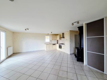 Location Maison 4 pièces 78m² BRIOUDE 43100 - Photo 4