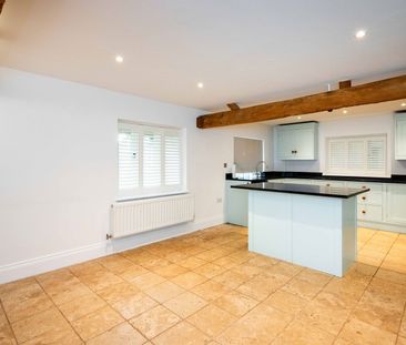 Stretton Sugwas, Hereford - Photo 3