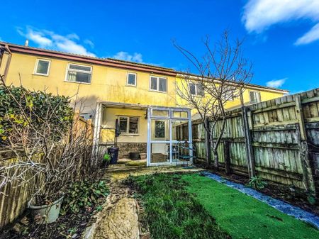 Spring Grove, Thornhill, Cardiff - Photo 3