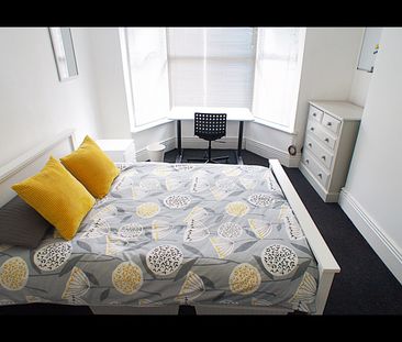 5 Bed Terraced House, Wayland Road, S11 - Photo 3