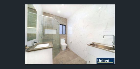 Two Bedroom Granny Flat - Great Location - Photo 2