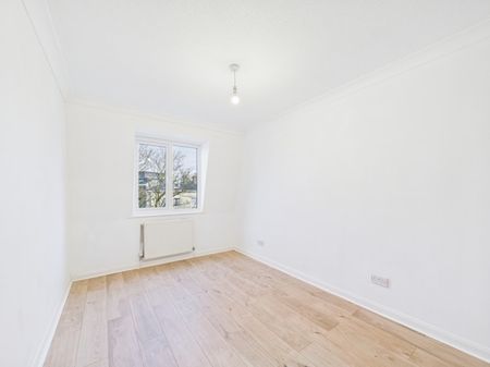 Rowe Court, St Georges Road, Cheltenham, GL50 - Photo 3