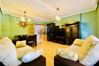 Alquiler de piso en Calle Isidoro de la Cierva, 4