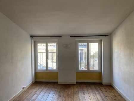 Location Appartement 3 pièces 74m² BORDEAUX 33000 - Photo 4