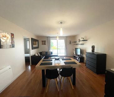 Location Appartement 3 pièces 69m² - Photo 2