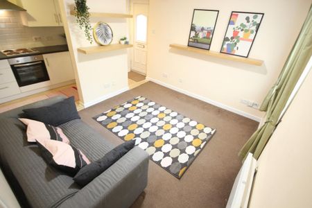 1 bedroom flat to rent - Photo 3