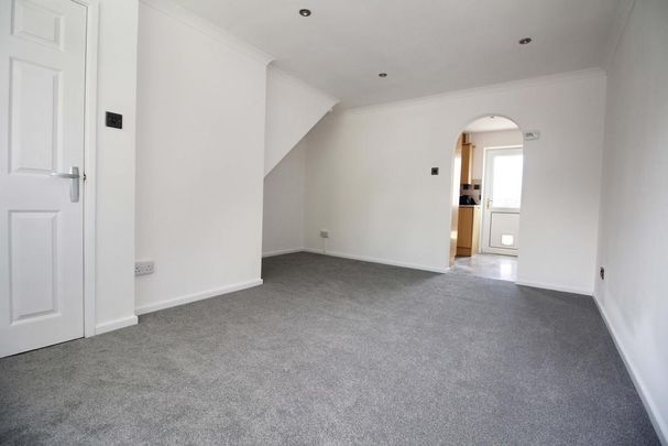 2 bedroom semi-detached house to rent - Photo 1
