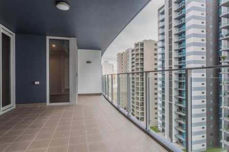 East Perth - Photo 3