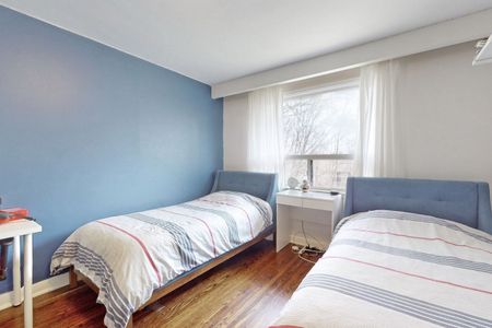 For Lease - 79 Hove Street, Toronto, Ontario - Photo 2