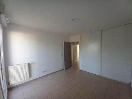 Location Appartement 3 pièces 66m² BORDEAUX 33300 - Photo 4