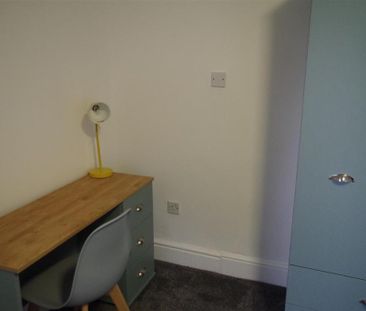 29 bedroom detached house to rent - Photo 6