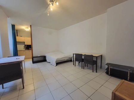 Location Appartement 1 pièce 32m² NEVERS 58000 - Photo 2