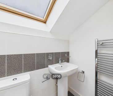 2 bedroom property to rent - Photo 3