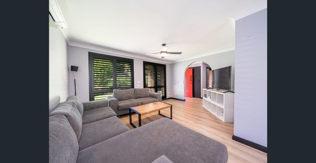 Spacious contemporary in popular School Zone - Photo 1