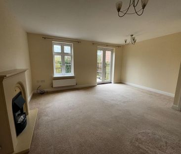 3 bedroom end of terrace house to rent - Photo 1